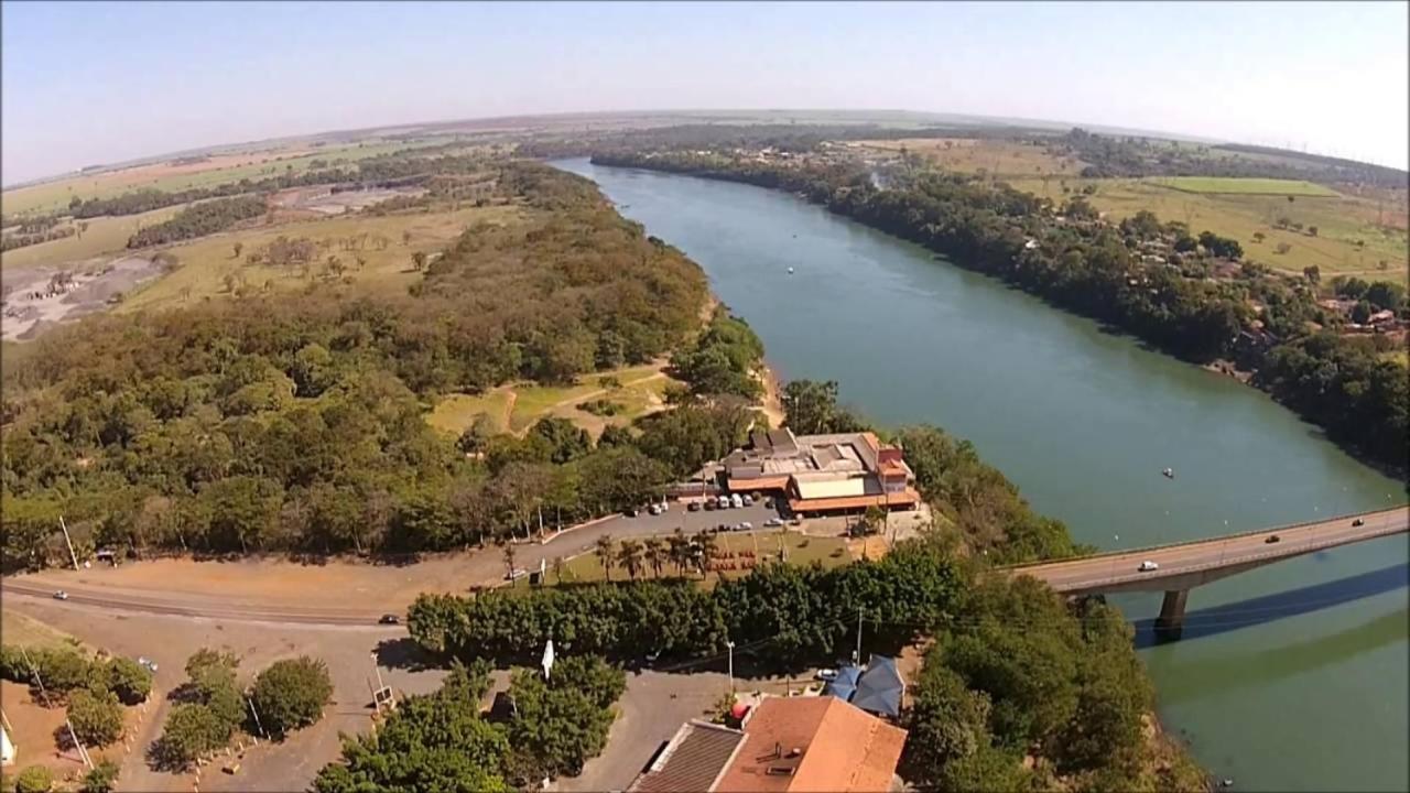 Hotel Rio Grande Fronteira Esterno foto